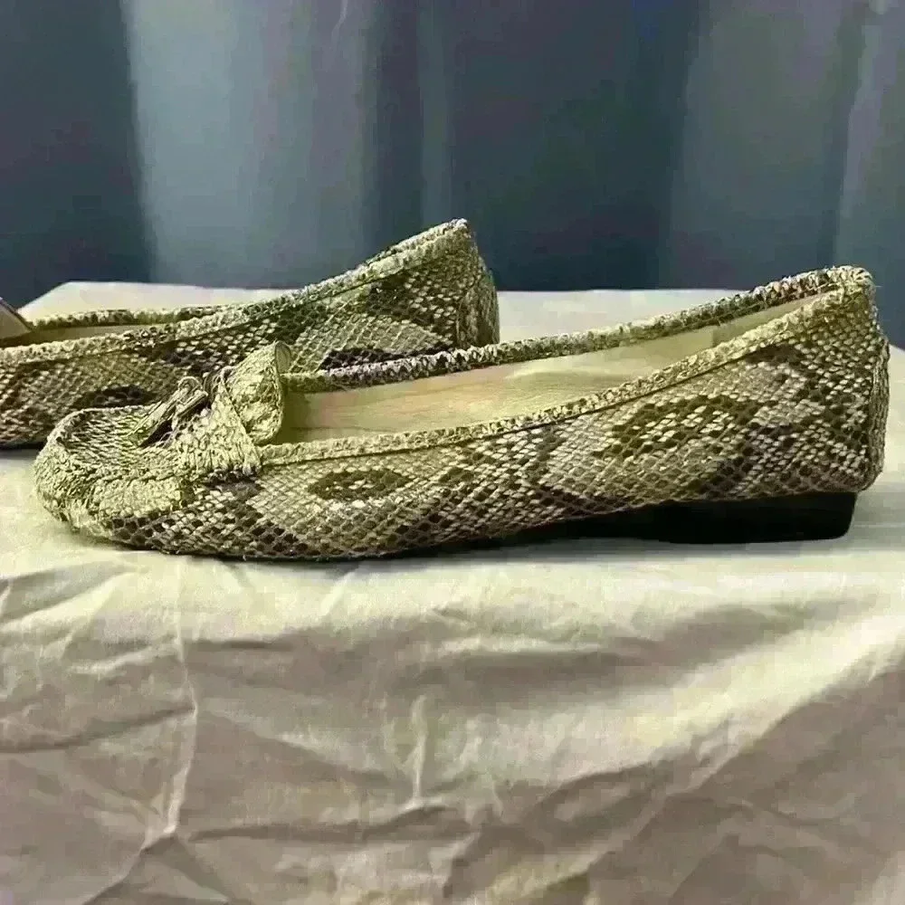 Micheal Kors Snakeskin Flats